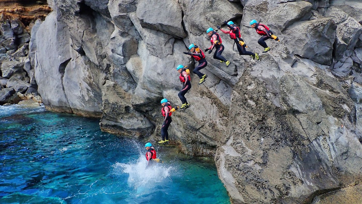 coasteering-6.jpg