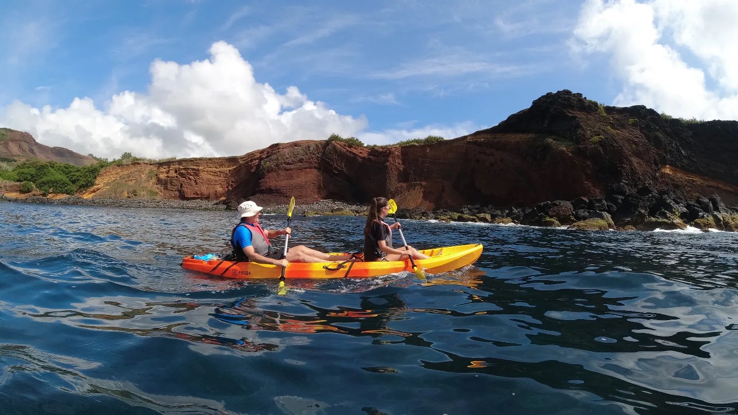 kayak-2.jpg