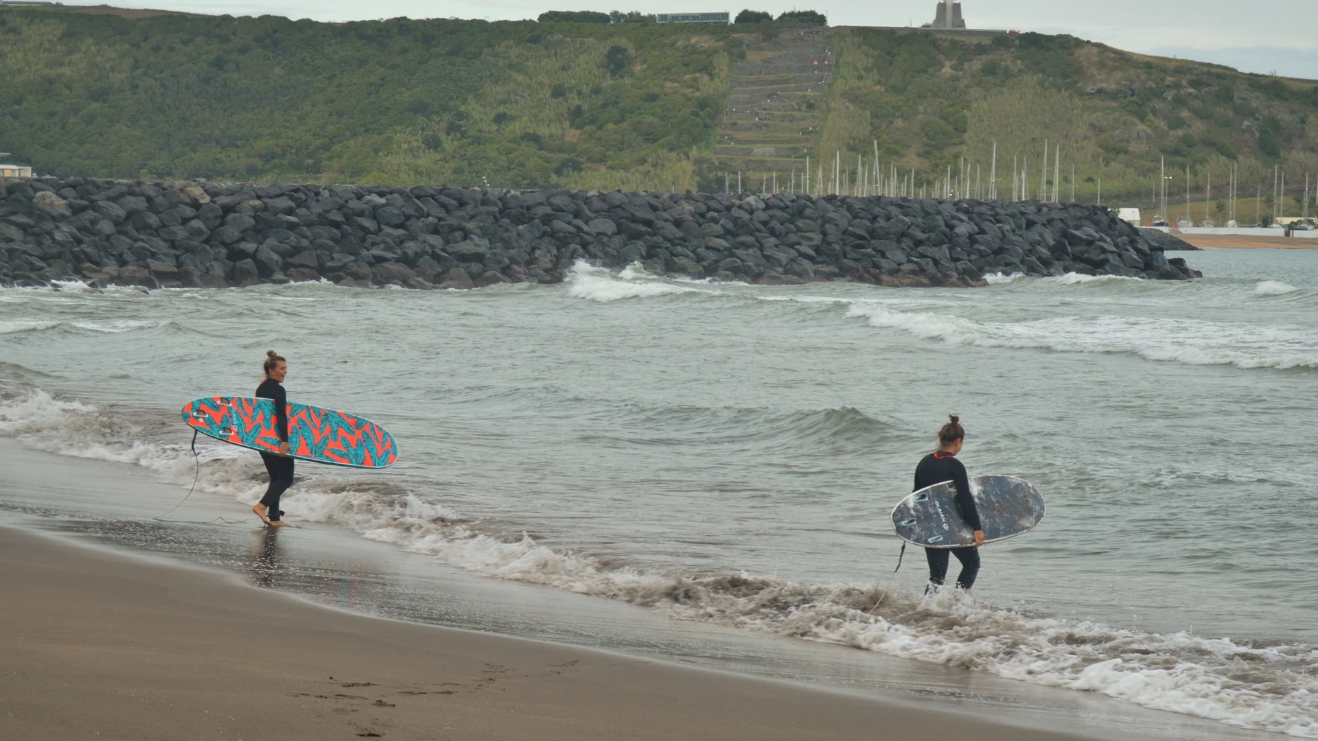 surf-experience_2_web.webp